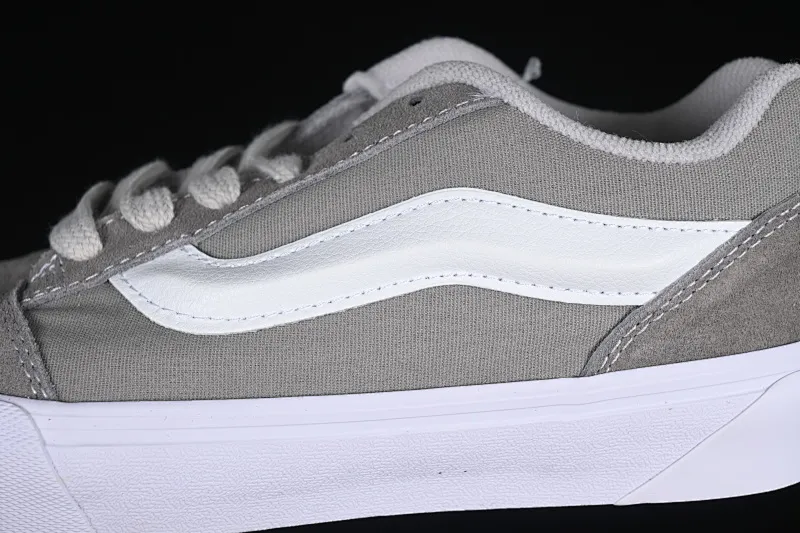 All categories Vans Vans series Vans Low Vans low-top Vans Knu Skool Vans low-top retro casual fat bread shoes VN000CS0BGG